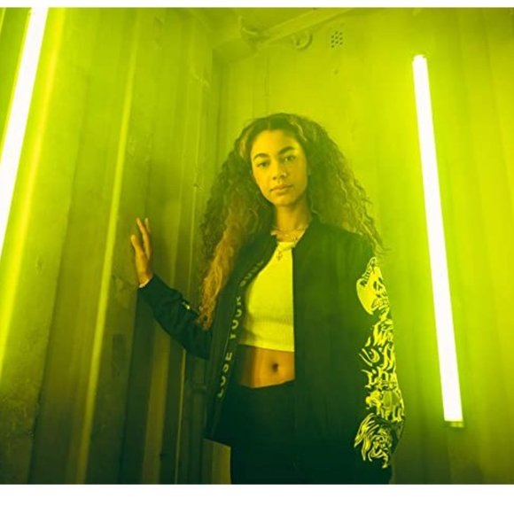 Disney Villains x Heidi Klum Cast Your Curse Bomber Jacket Unisex Graphic Large - Picture 8 of 11